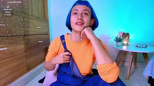 tati cardenas online show from 10, 4, 2026