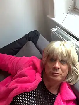 Snapshot of hoerige-masonutte chatting on 1, 10, 2025 hoerige-masonutte online show from 1, 10, 2025