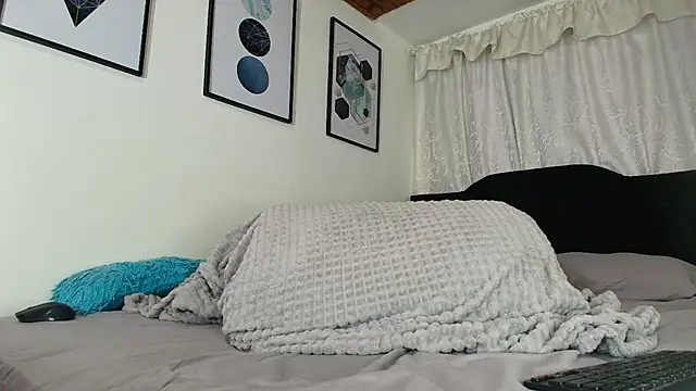 sam her online show from 11, 9, 2025