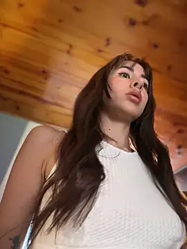 lauravasquez online show from 14, 4, 2026