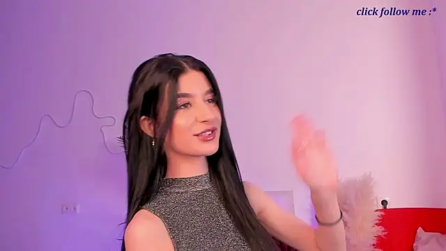 LauraCoy online show from 28, 7, 2026