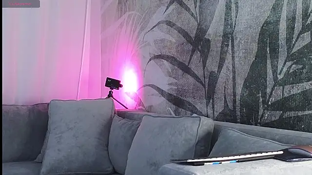 lily  foster online show from 2, 12, 2024