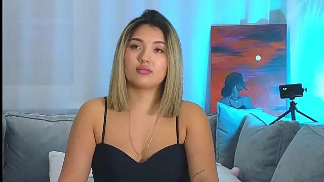 lily  foster online show from 23, 1, 2025