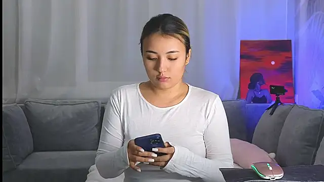 lily  foster online show from 12, 2, 2025