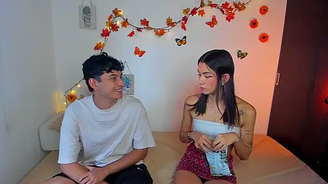 Snapshot of charlottte_queen chatting on 15, 9, 2025 charlottte queen online show from 15, 9, 2025