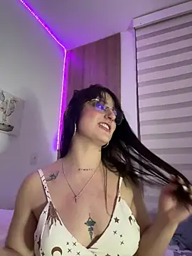 Megan lu2 online show from 8, 2, 2025