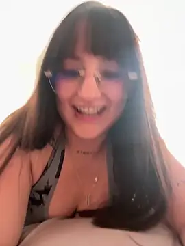 Megan lu2 online show from 25, 2, 2025