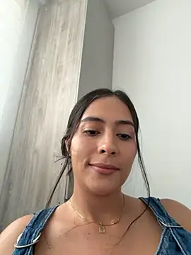 Sophie  Foxxx online show from 3, 6, 2026