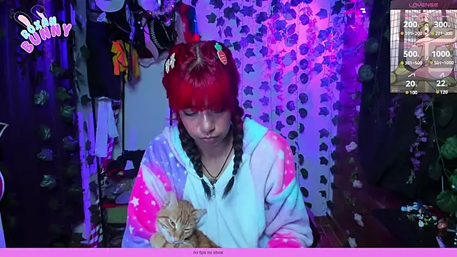 Roxanbunny1 online show from 12, 3, 2025