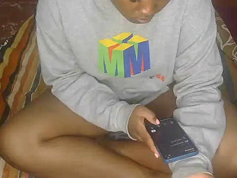 Snapshot of Pretty_hazel chatting on 13, 4, 2026 Pretty hazel online show from 13, 4, 2026