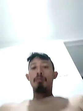 Snapshot of Dwirosebig chatting on 11, 10, 2025 Dwirosebig online show from 11, 10, 2025