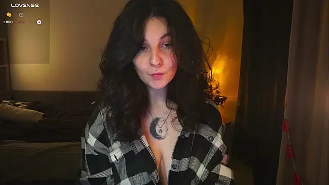 Snapshot of kshishtan chatting on 4, 12, 2025 kshishtan online show from 4, 12, 2025