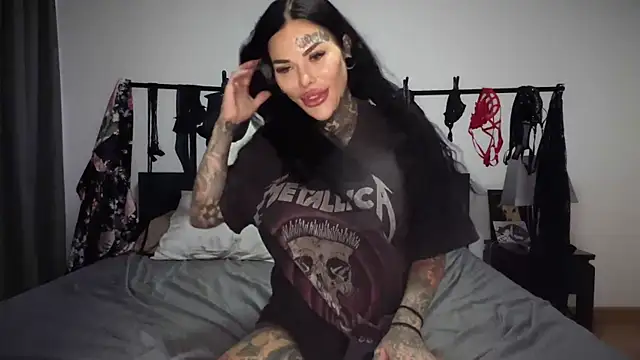 claudiacvc95 online show from 18, 10, 2025