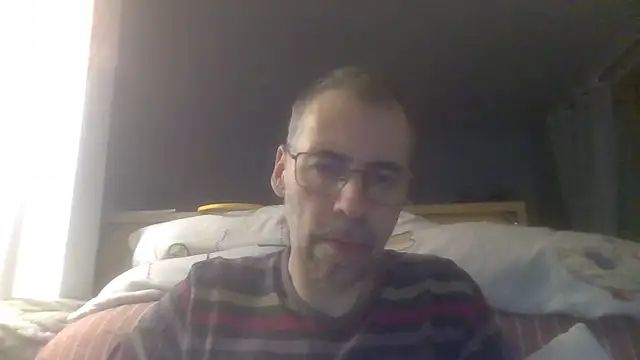 ptitcanard60600 online show from 27, 9, 2025