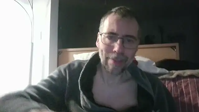 ptitcanard60600 online show from 31, 3, 2026