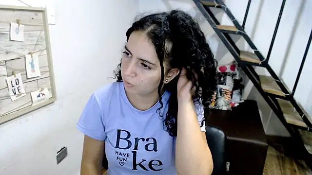 samantha baby  online show from 26, 2, 2025