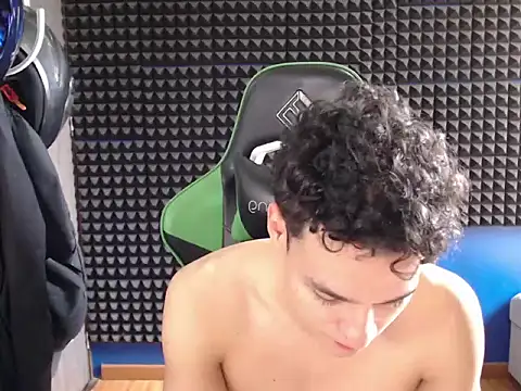 Curly Angel24 online show from 10, 1, 2026