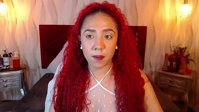 IsabelaLatina online show from 5, 6, 2026