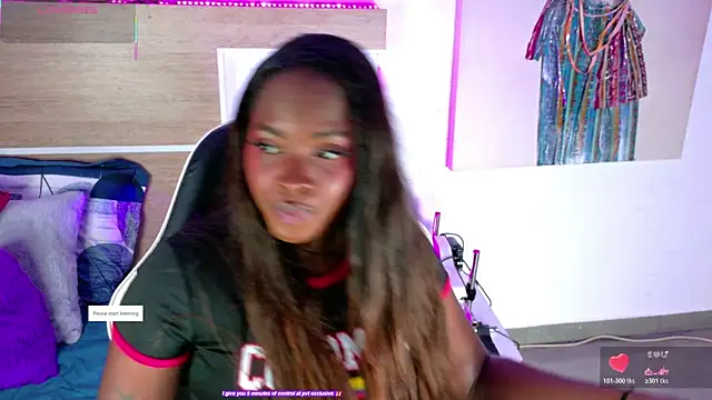 Snapshot of KAROL-SCOTT chatting on 7, 7, 2026 KAROL-SCOTT online show from 7, 7, 2026