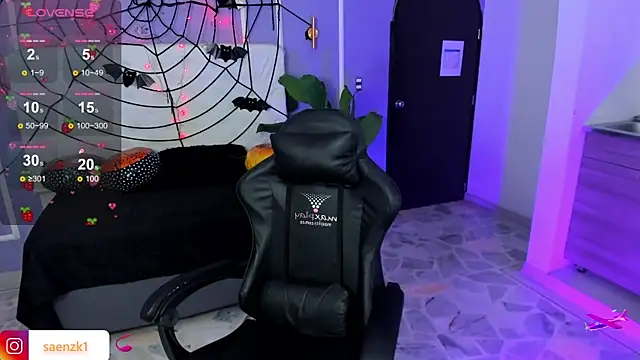 martinasaez online show from 28, 10, 2025