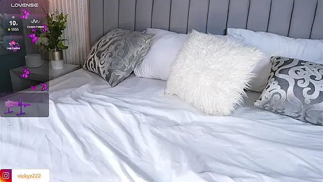 Snapshot of Victoriaxx_ chatting on 29, 10, 2025 Victoriaxx online show from 29, 10, 2025