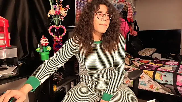 ShinyCherub online show from 28, 2, 2025