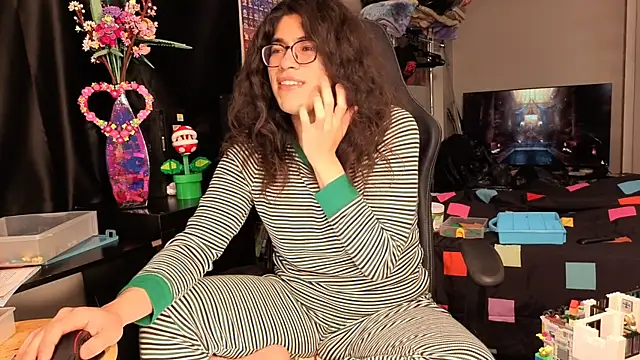 ShinyCherub online show from 9, 3, 2025