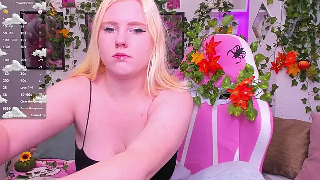 art lovee online show from 18, 10, 2025