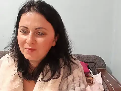 Snapshot of Lillian2 chatting on 3, 1, 2025 Lillian2 online show from 3, 1, 2025