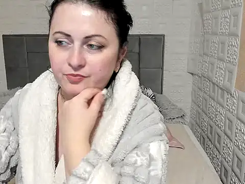 Snapshot of Lillian2 chatting on 24, 2, 2025 Lillian2 online show from 24, 2, 2025