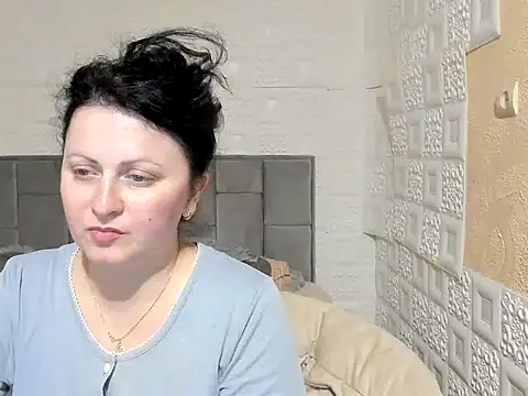 Snapshot of Lillian2 chatting on 14, 3, 2025 Lillian2 online show from 14, 3, 2025