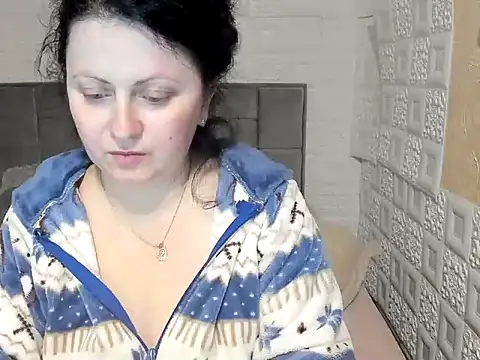 Snapshot of Lillian2 chatting on 14, 3, 2025 Lillian2 online show from 14, 3, 2025