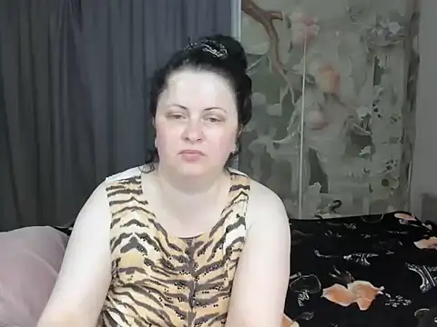 Snapshot of Lillian2 chatting on 5, 7, 2026 Lillian2 online show from 5, 7, 2026