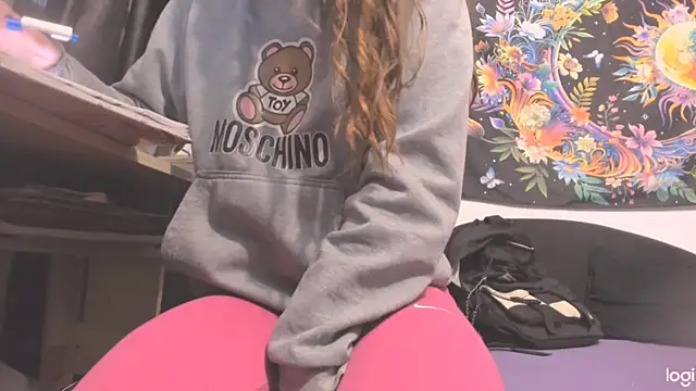 Snapshot of MYFAVOURITESTRAGER chatting on 9, 3, 2025 MYFAVOURITESTRAGER online show from 9, 3, 2025