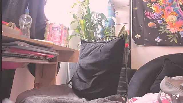 Snapshot of MYFAVOURITESTRAGER chatting on 11, 9, 2025 MYFAVOURITESTRAGER online show from 11, 9, 2025