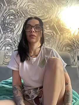 Queen of pain online show from 19, 3, 2026