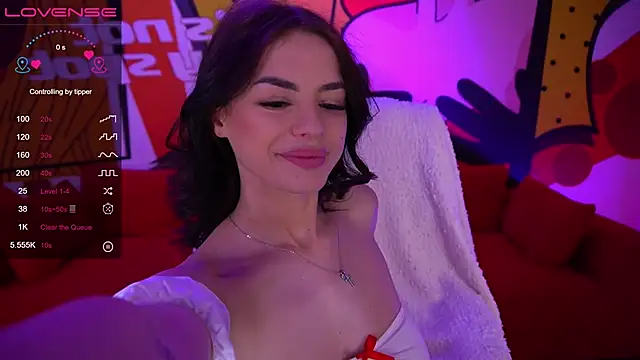 Snapshot of Daenerys_Daenn chatting on 8, 1, 2025 Daenerys Daenn online show from 8, 1, 2025