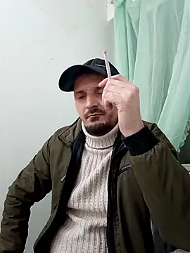 Snapshot of Adriandan1982 chatting on 4, 10, 2025 Adriandan1982 online show from 4, 10, 2025