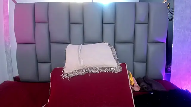  MiaBrown  online show from 5, 2, 2025