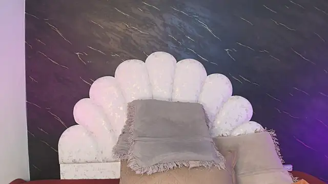  MiaBrown  online show from 20, 3, 2026