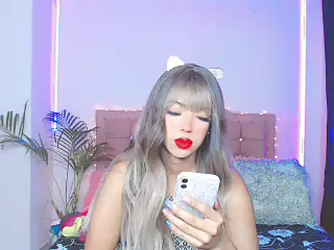 Tanedra collings online show from 28, 12, 2024