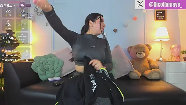 Nicollemays online show from 25, 2, 2025