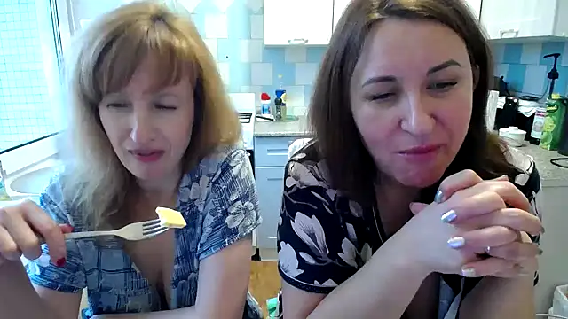 Snapshot of DonnaMagdalena chatting on 25, 12, 2024 DonnaMagdalena online show from 25, 12, 2024