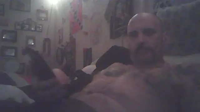 Snapshot of ClydeCan409 chatting on 24, 3, 2026 ClydeCan409 online show from 24, 3, 2026