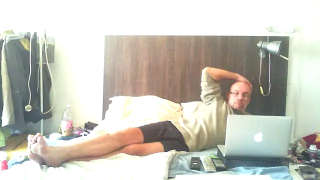 Snapshot of dazuk4513 chatting on 11, 5, 2026 dazuk4513 online show from 11, 5, 2026