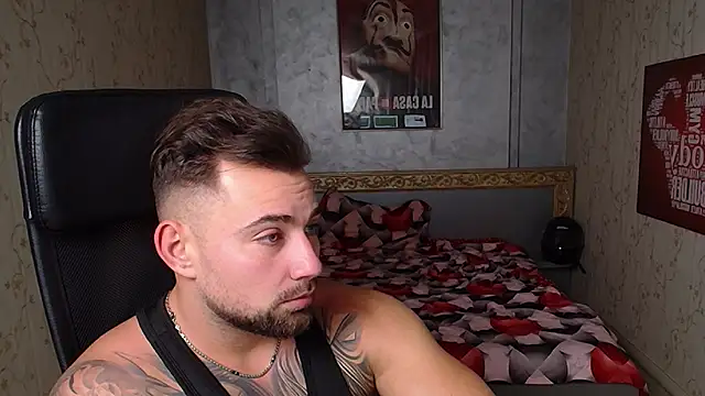 Snapshot of DuncanStone chatting on 12, 12, 2024 DuncanStone online show from 12, 12, 2024