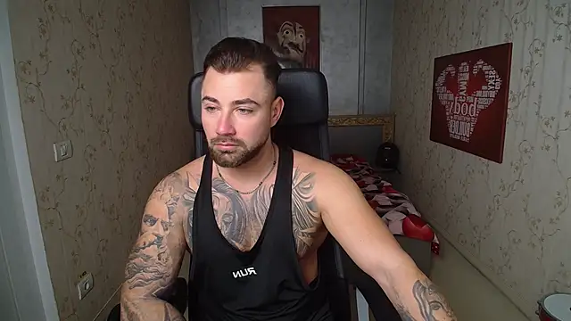 Snapshot of DuncanStone chatting on 25, 12, 2024 DuncanStone online show from 25, 12, 2024