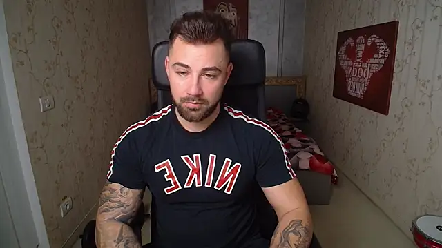 Snapshot of DuncanStone chatting on 26, 12, 2024 DuncanStone online show from 26, 12, 2024