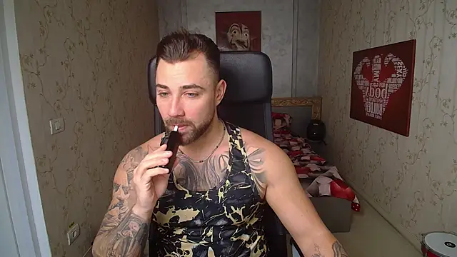 Snapshot of DuncanStone chatting on 3, 1, 2025 DuncanStone online show from 3, 1, 2025