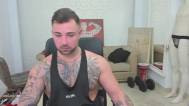 Snapshot of DuncanStone chatting on 9, 1, 2025 DuncanStone online show from 9, 1, 2025